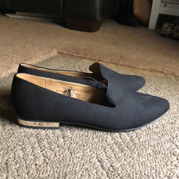 Black pointed loafers by Seychelles - Picture 4 of 4